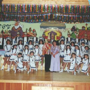 Gruppenfoto - komplett.jpg